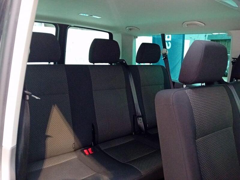 Volkswagen Caravelle 2.0 TDI 150CV DSG Comfortline 9 Posti
