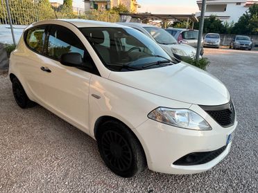 Lancia Ypsilon 1.0 IBRIDA-BENZINA 12000 KM CERTIFICATI 2020