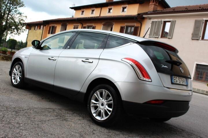 Lancia Delta 1.6 MJT DPF ORO 120CV ESTETICA DA AUTO NUOVA EX PENSIONATO 12 MESI GARANZIA