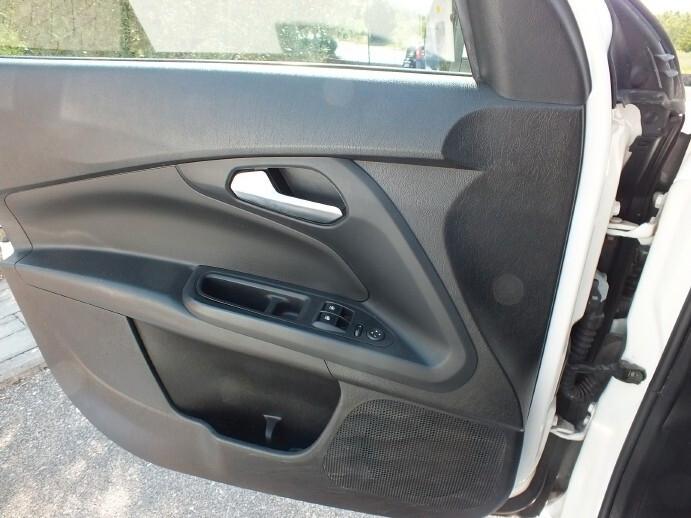 Fiat Tipo 1.6 Mjt*UNIPRO*NAVI*BLUETOOTH*