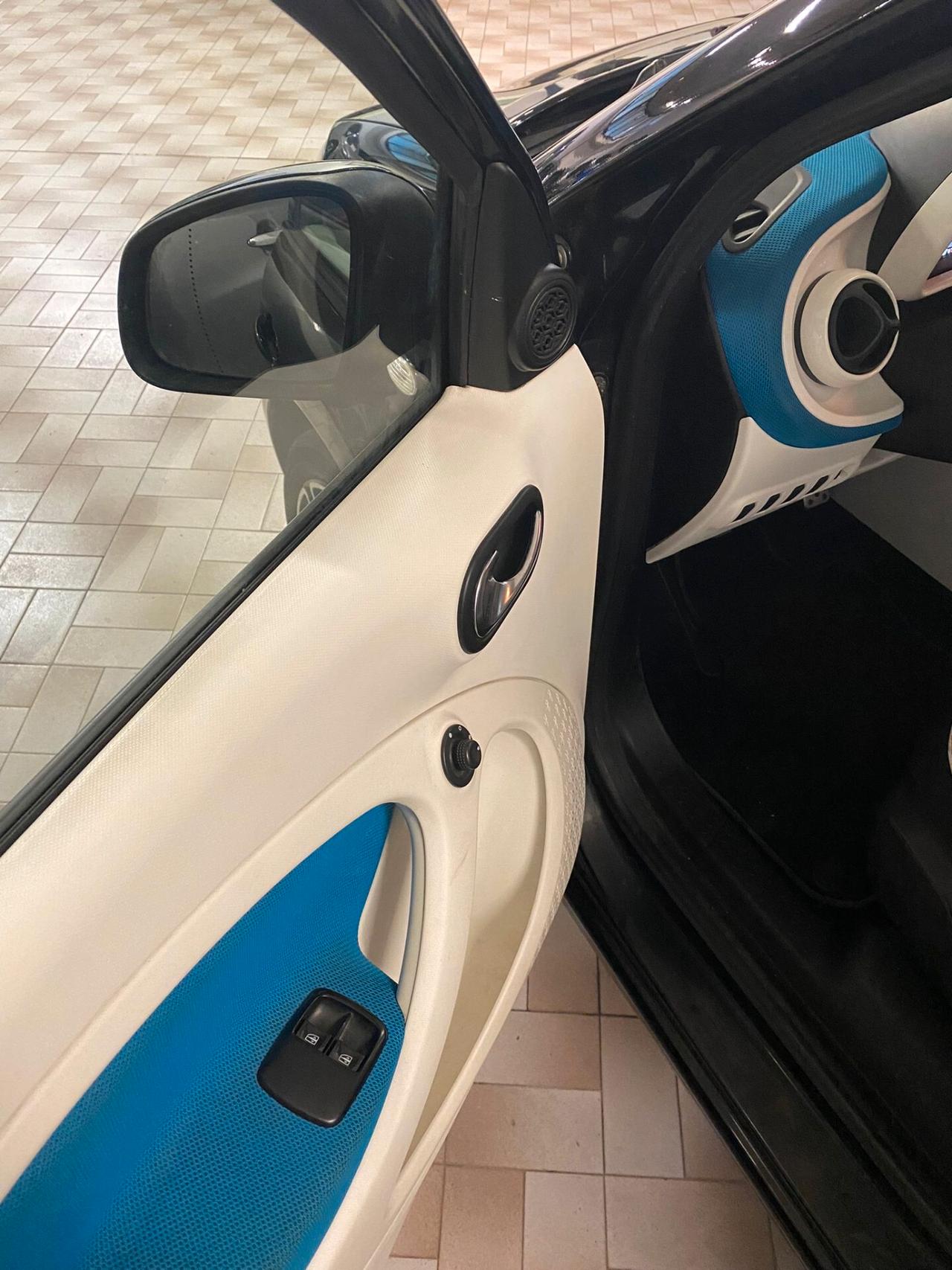 Smart ForFour 70 1.0 Proxy