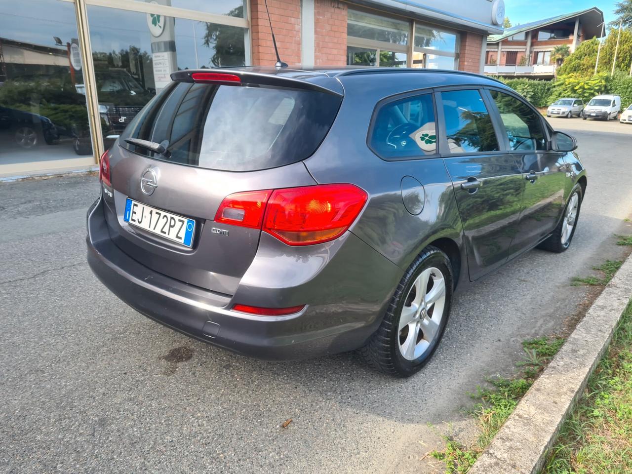 Opel Astra 1.7 CDTI 110CV Sports Tourer Cosmo