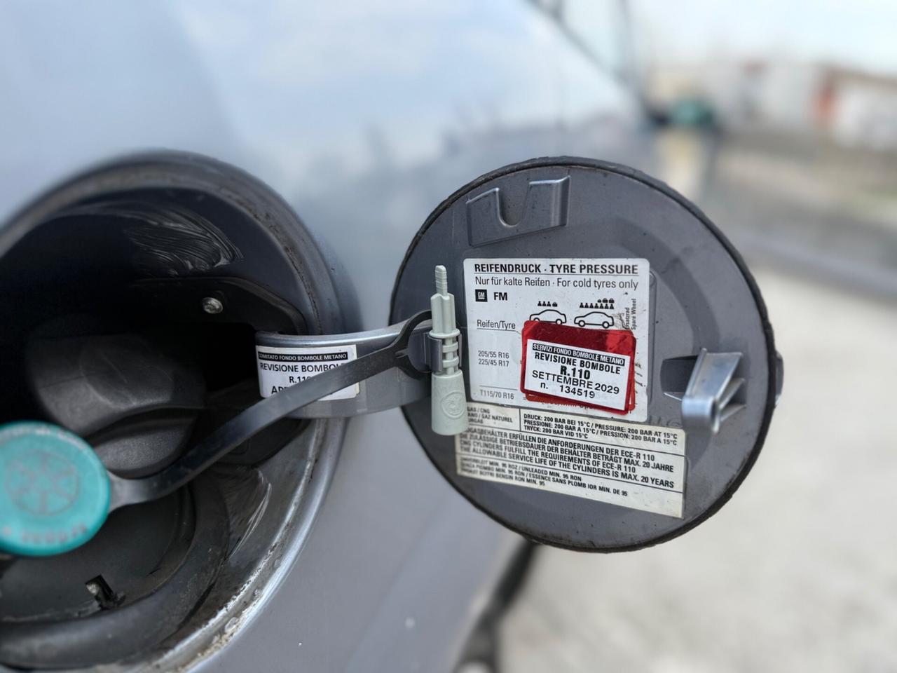 Opel Zafira 1.6 Turbo ecoMetano 2029 7 Posti