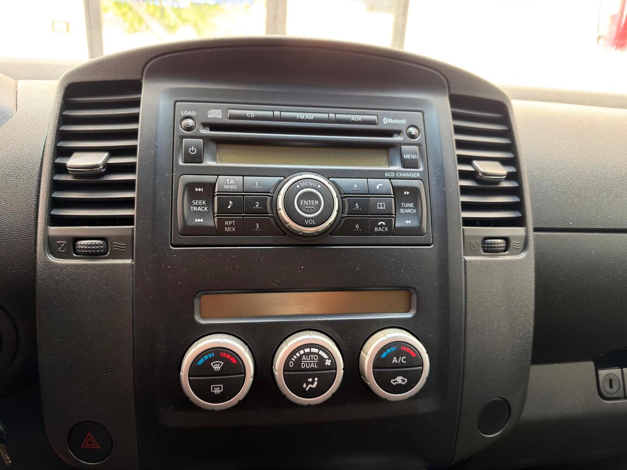 Nissan Navara 2.5 dCi 190CV 4 porte Double Cab Hard Top
