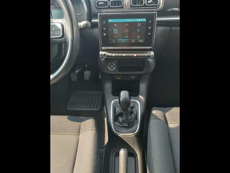 Citroën C3 III 2017 1.5 bluehdi Shine s&s 100cv 5m