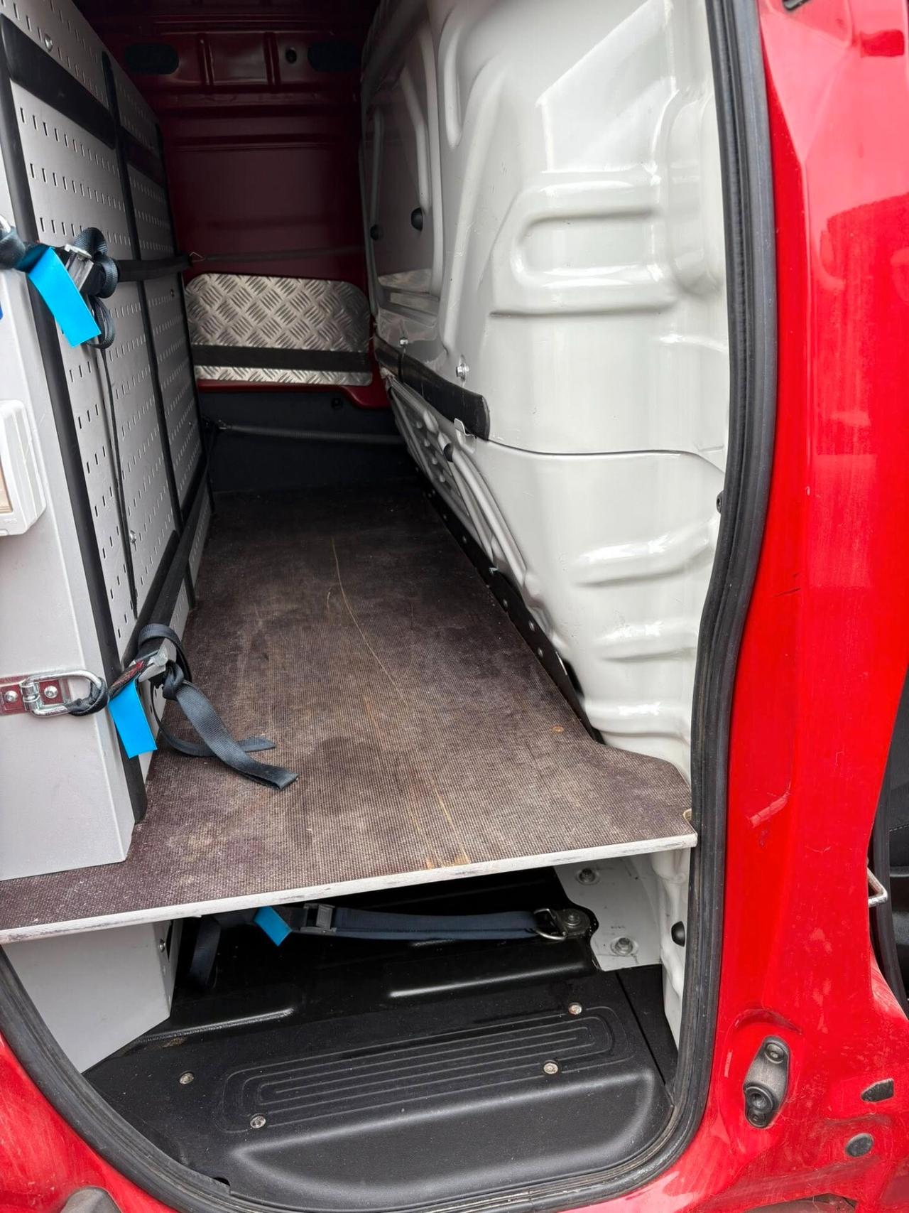 Fiat Fiorino 1.3 MJT 95CV Cargo Adventure