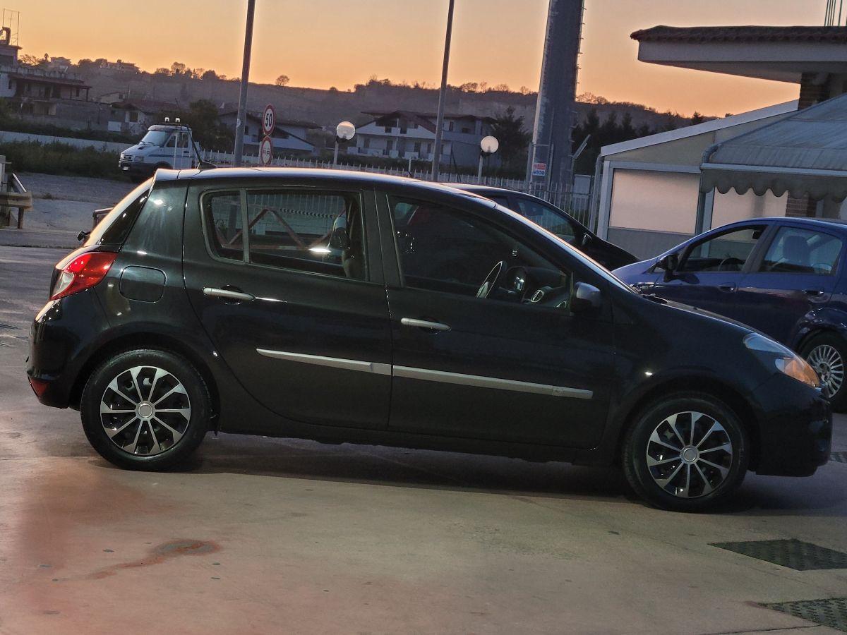 RENAULT - Clio - 1.2 5p. GPL Dynamique