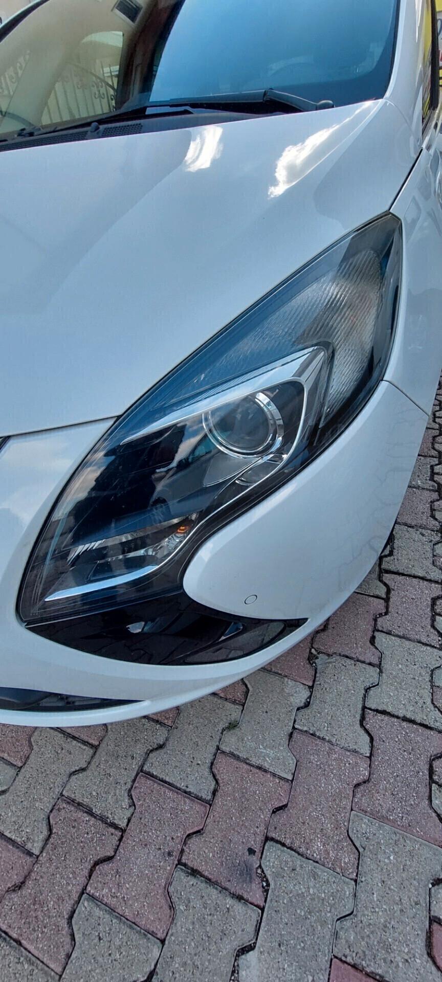 ZAFIRA 7 POSTI 1,6 METANO DI SERIE 150 CV COSMO NAVIGATORE SENSORI TELEFONO CRUISE CONTROL