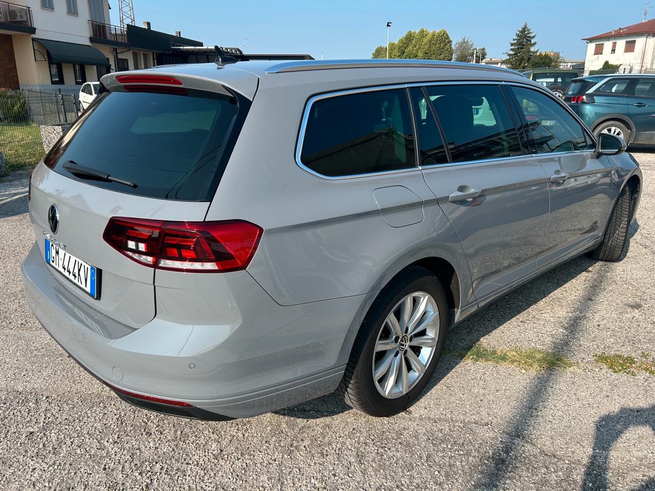Volkswagen Passat Variant 2.0 TDI SCR 122 CV EVO DSG Business