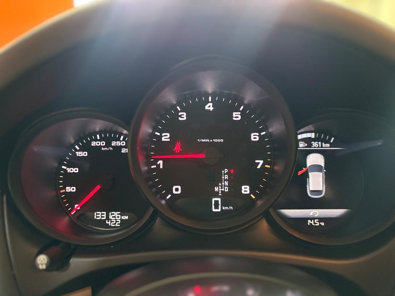 Porsche Macan 2.0 245 cv pdk tetto matrix sound permute finanziamenti