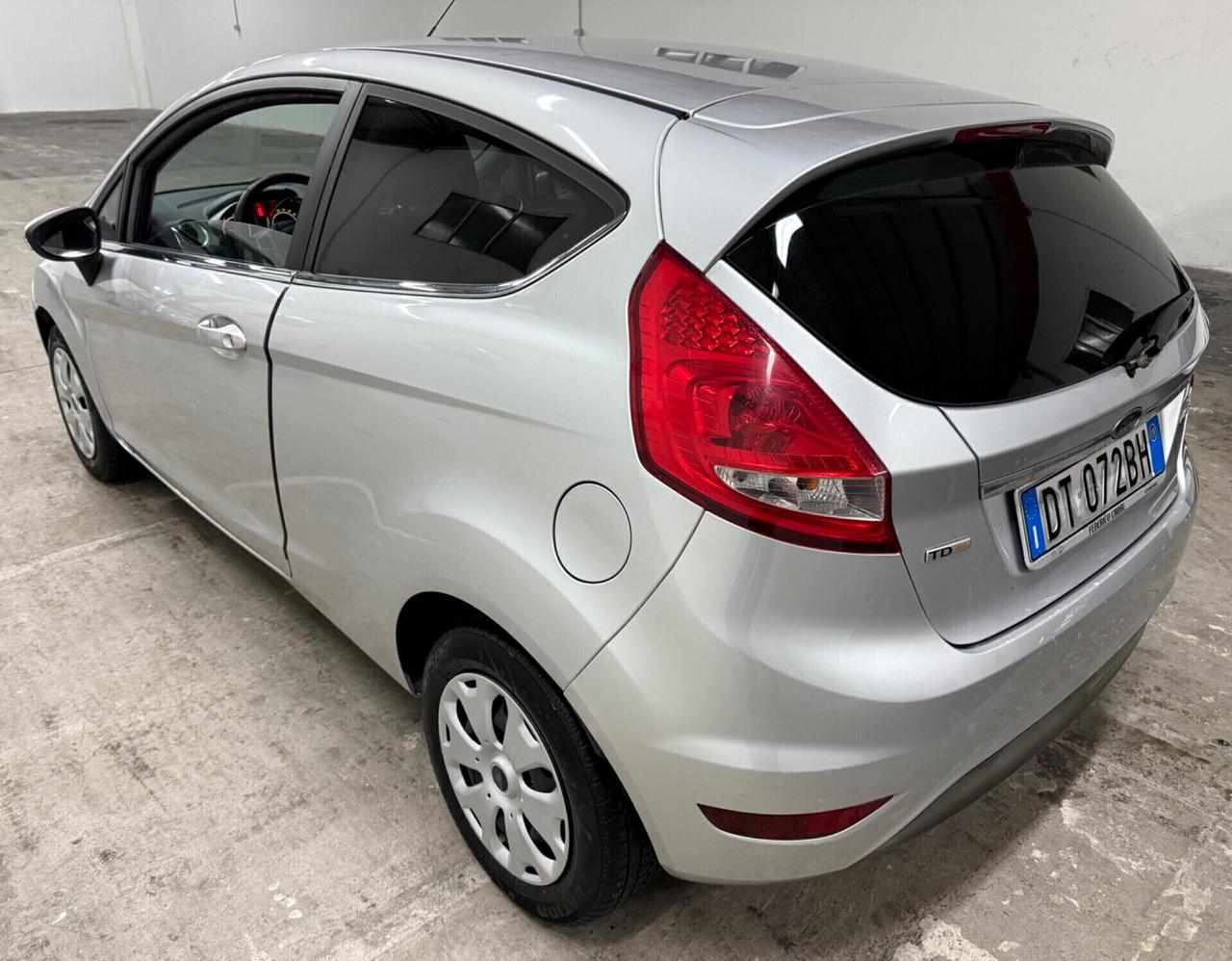 Ford Fiesta 1.4 TDCi 68CV 3 porte Titanium - 2009
