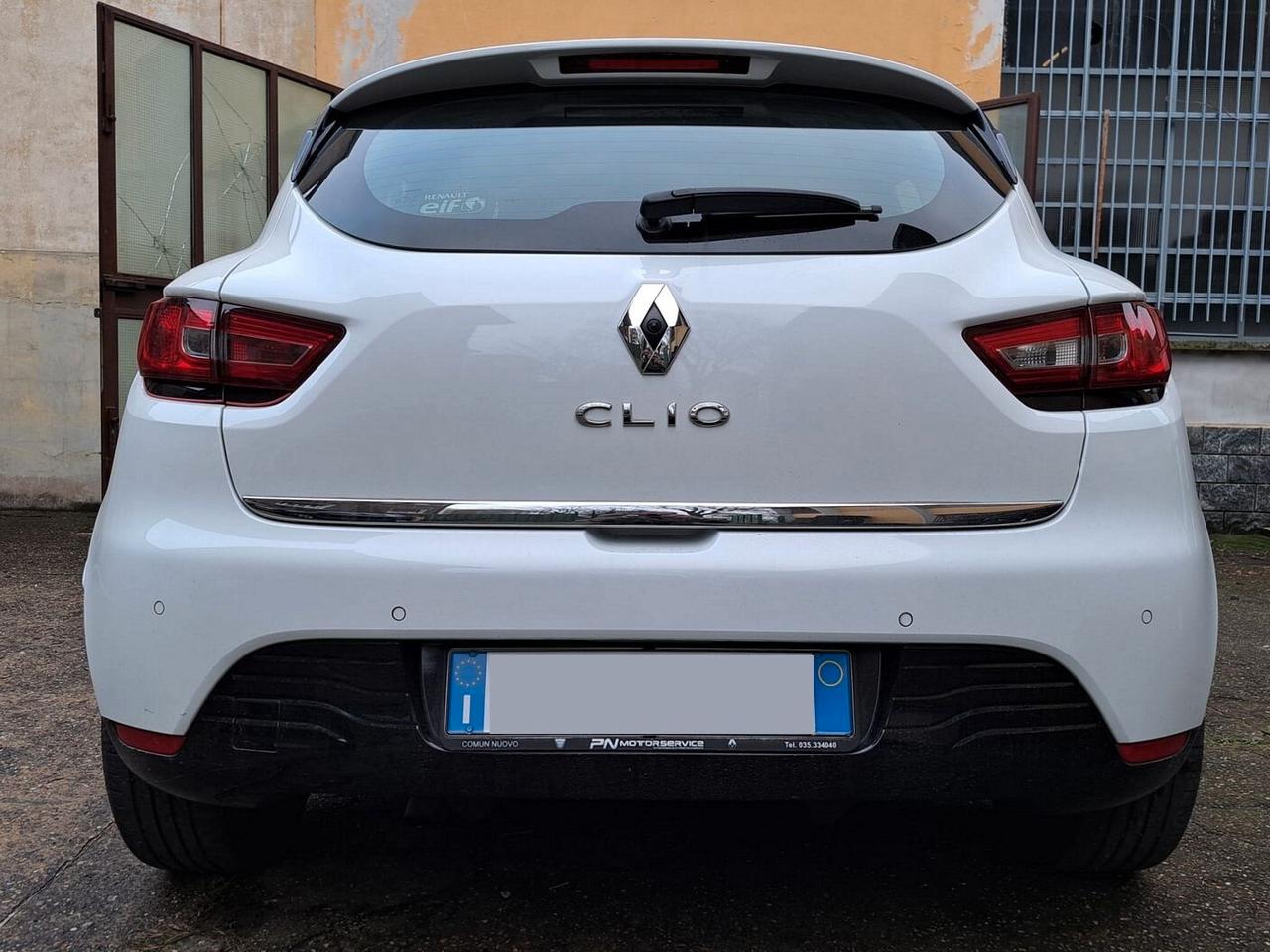 Renault Clio 1.2 75 CV 5 porte Duel