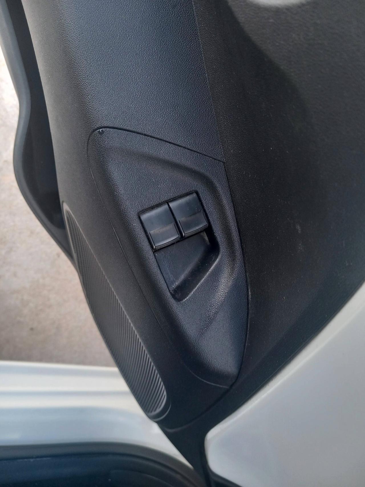 Peugeot 108 VTi 68 5 porte Active km 119000