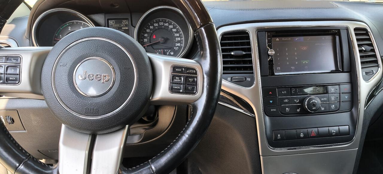 Jeep Grand Cherokee 3.0 CRD Overland + Gancio