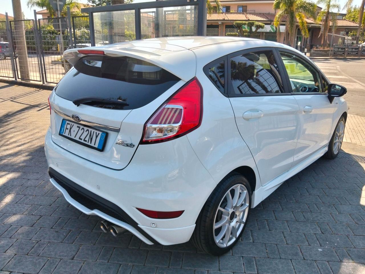 Ford Fiesta 1.5 TDCi ST-Line