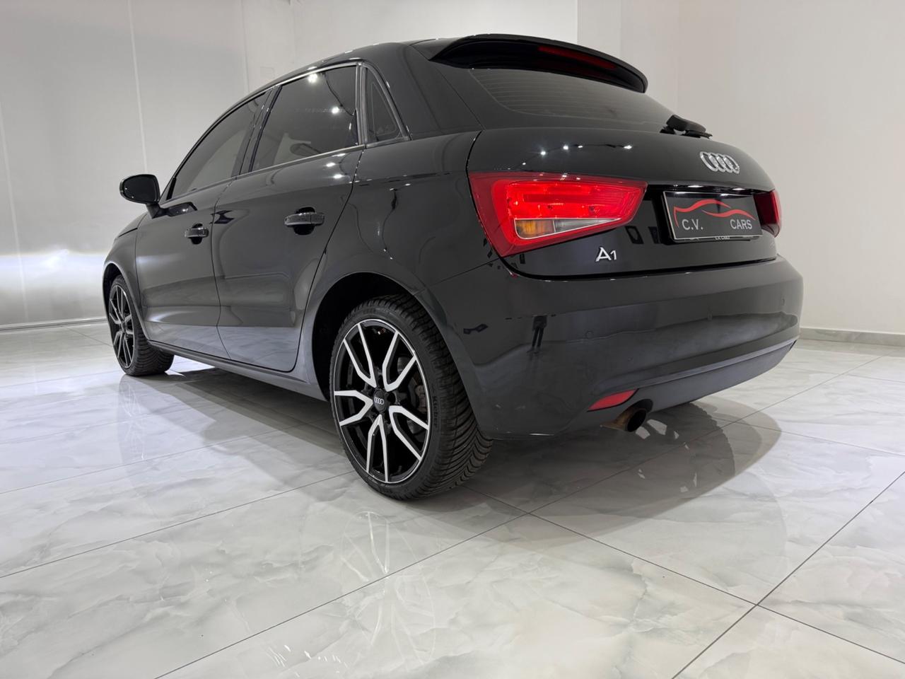 Audi A1 SPB 1.2 TFSI TOTAL BLACK