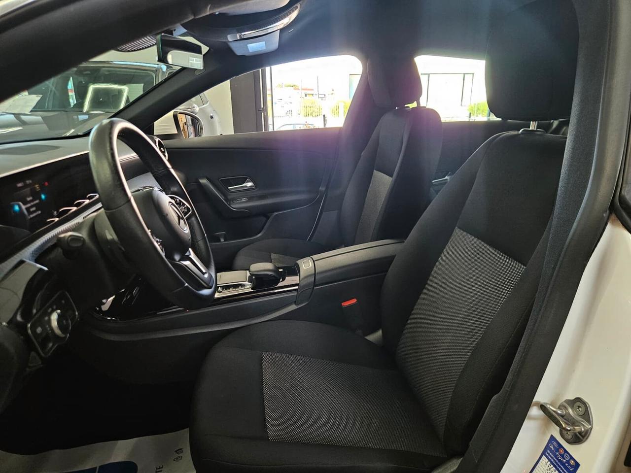 Mercedes-benz CLA 200d Automatic Shooting Brake Business