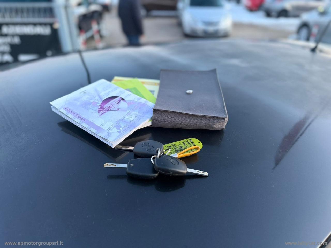 RENAULT Modus 1.2 16V Dynamique