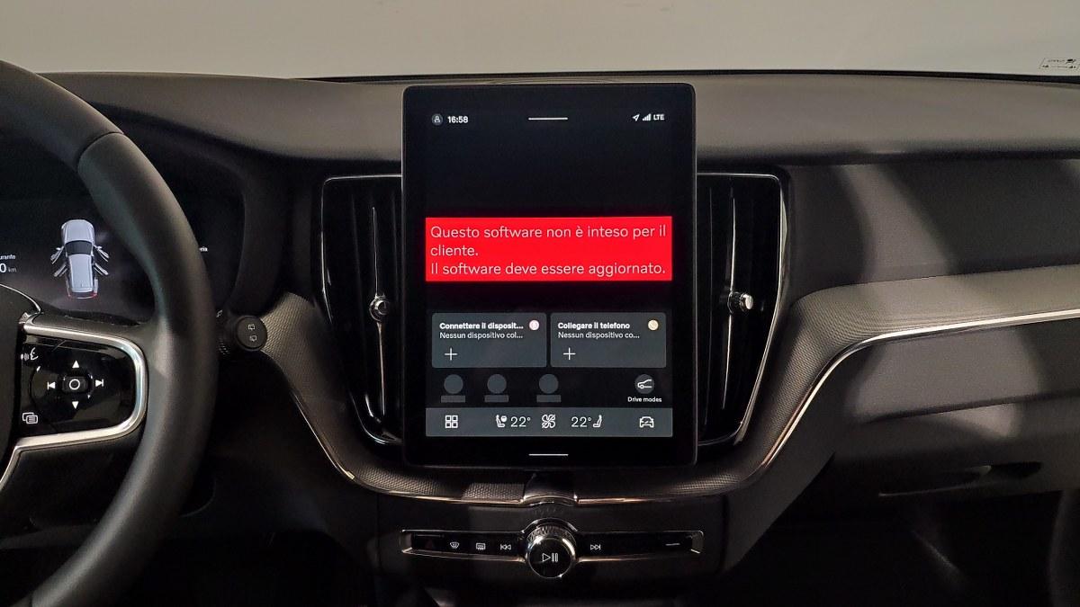 VOLVO Xc60 T6 Plug-In Hybrid Awd Autom. Plus Black Edition