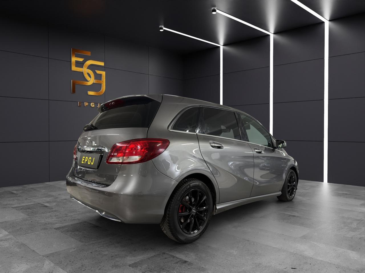 Mercedes-benz B 180 B 180 d Sport