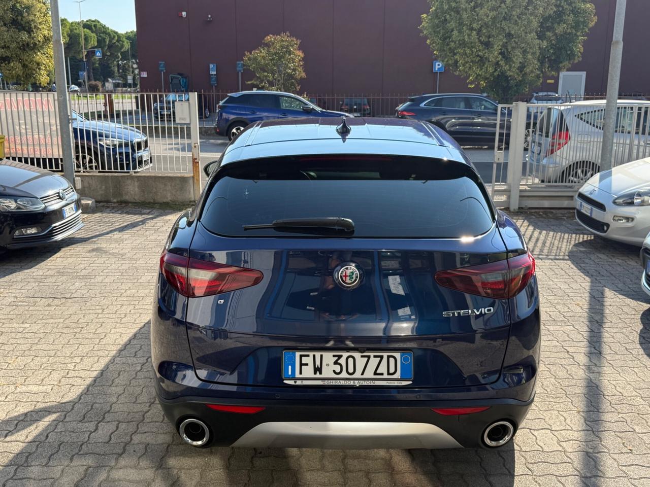 Alfa Romeo Stelvio RWD tagliandi certificati 2.2 Turbodiesel 160 CV AT8 Business