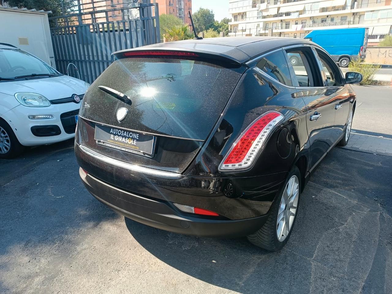 Lancia Delta 1.6 MJT DPF Platino POLTRONA FRAU
