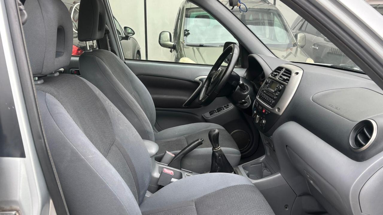 Toyota RAV 4 RAV4 2.0 Tdi D-4D cat 5 porte