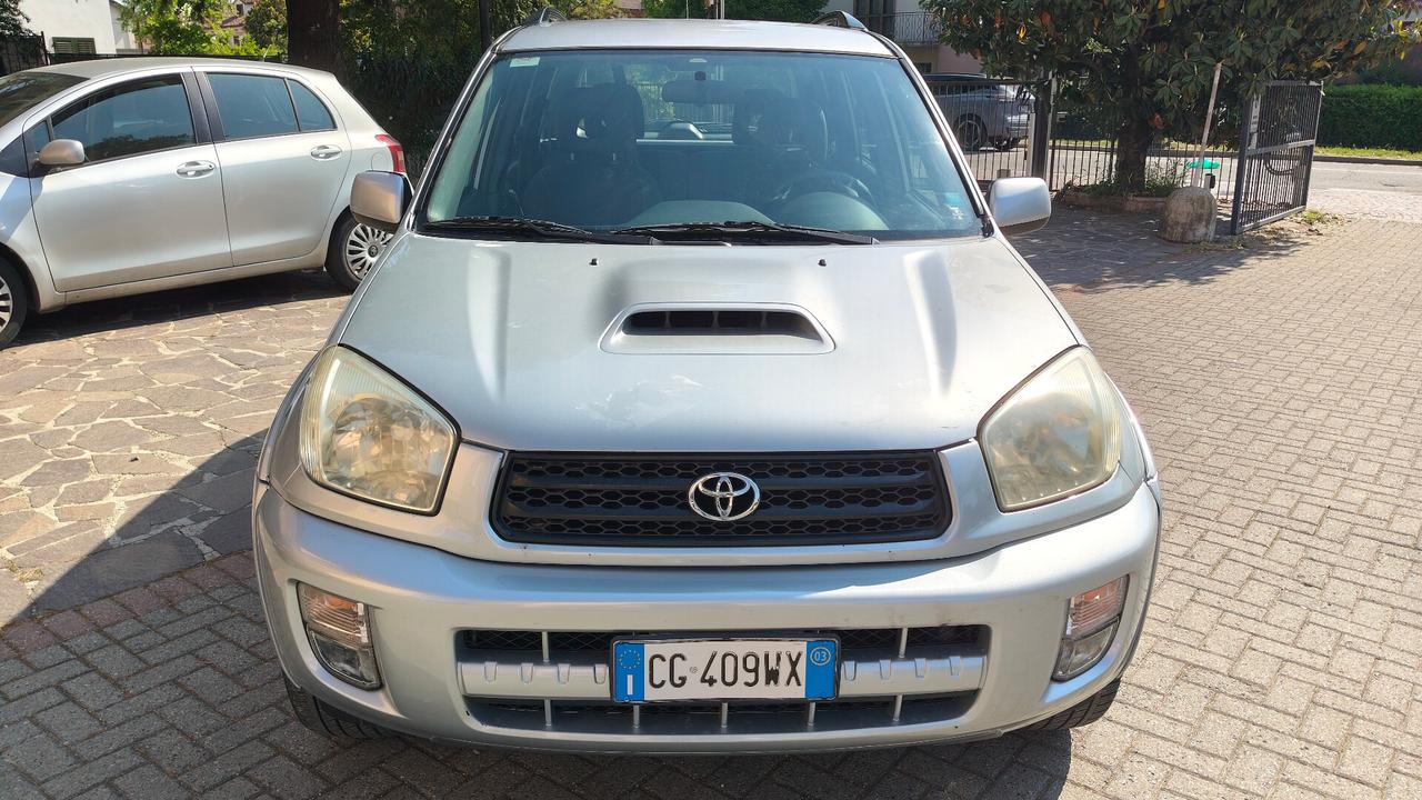 Toyota RAV 4 2.0 Tdi D-4D cat 5p Sol e Gancio