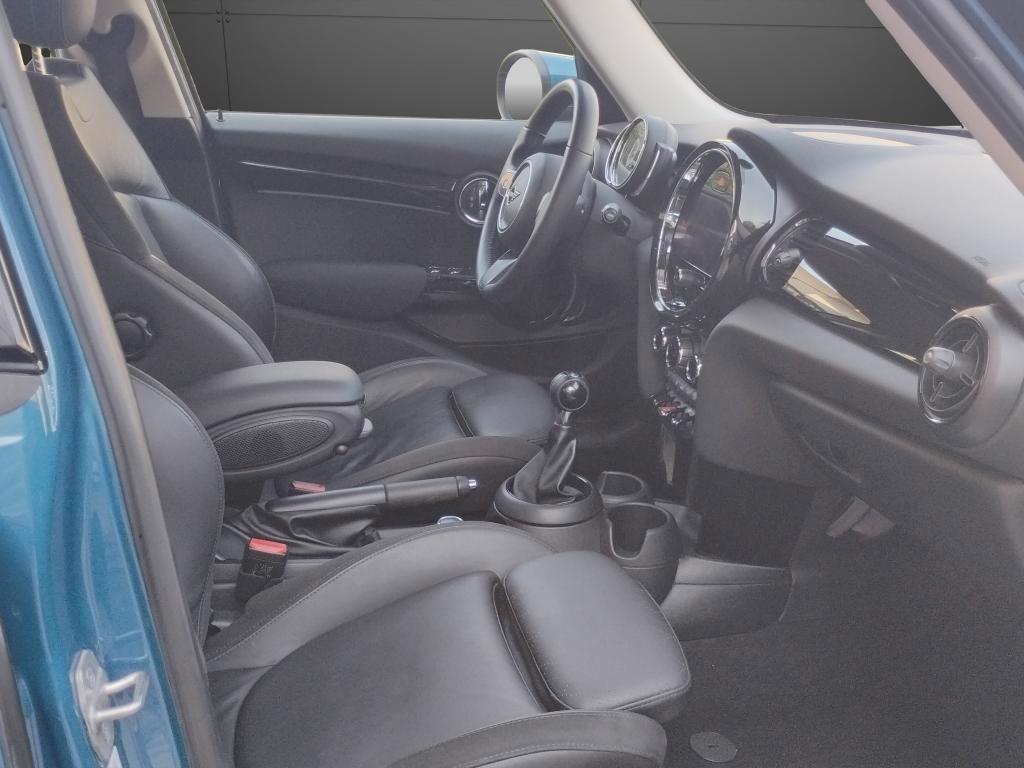 Mini 5 Porte One Essential 1.5 Twin Power Turbo 75cv.SEDILI SPORTIVI