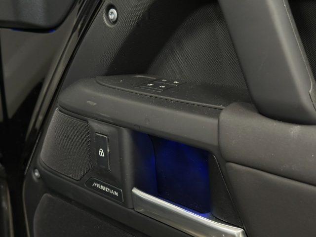 LAND ROVER Defender 110 3.0D I6 200 CV AWD Auto X-Dynamic SE