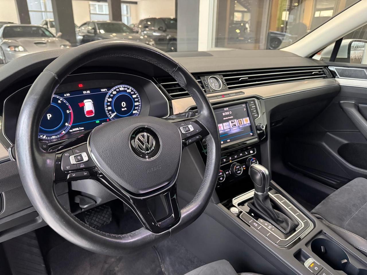 Volkswagen Passat 2.0 TDI DSG Highline BlueMotion Technology