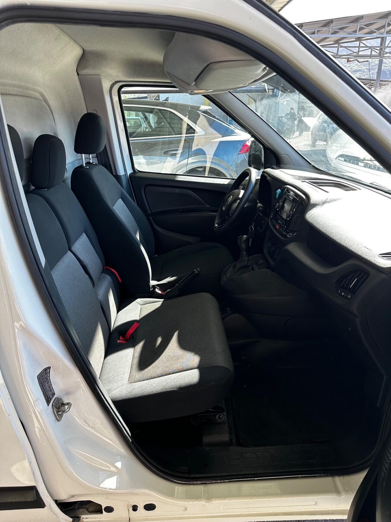 Fiat Doblò 1.3 MJT Cargo Maxi Lounge 3 Posti