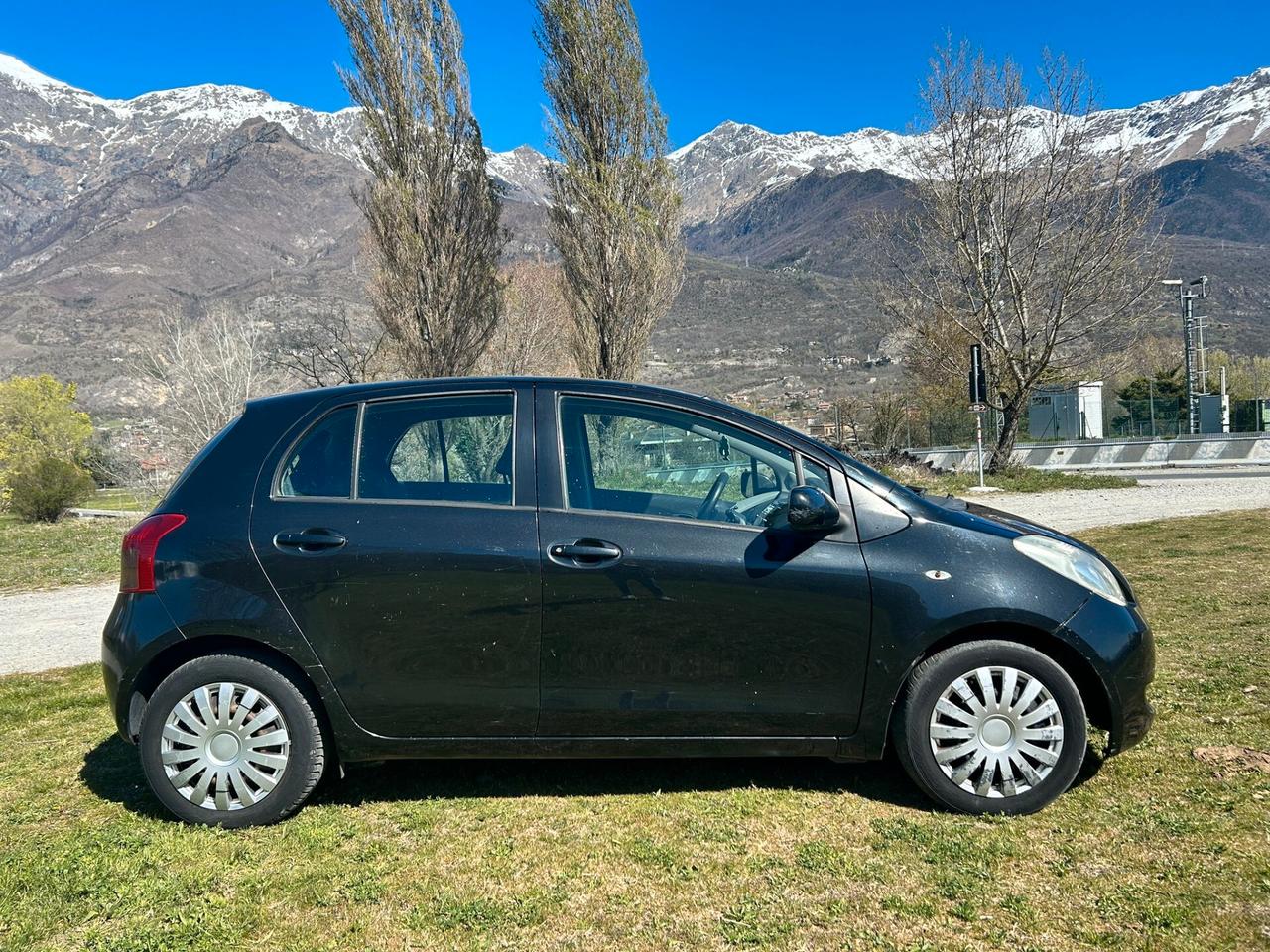 Toyota Yaris 1.3 5 porte Sol Benzina