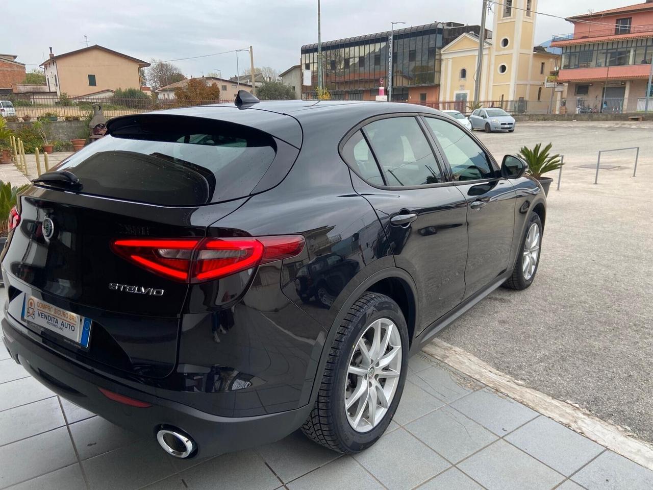 Alfa Romeo Stelvio 2.2 Turbodiesel 190 CV AT8 Q4 Executive