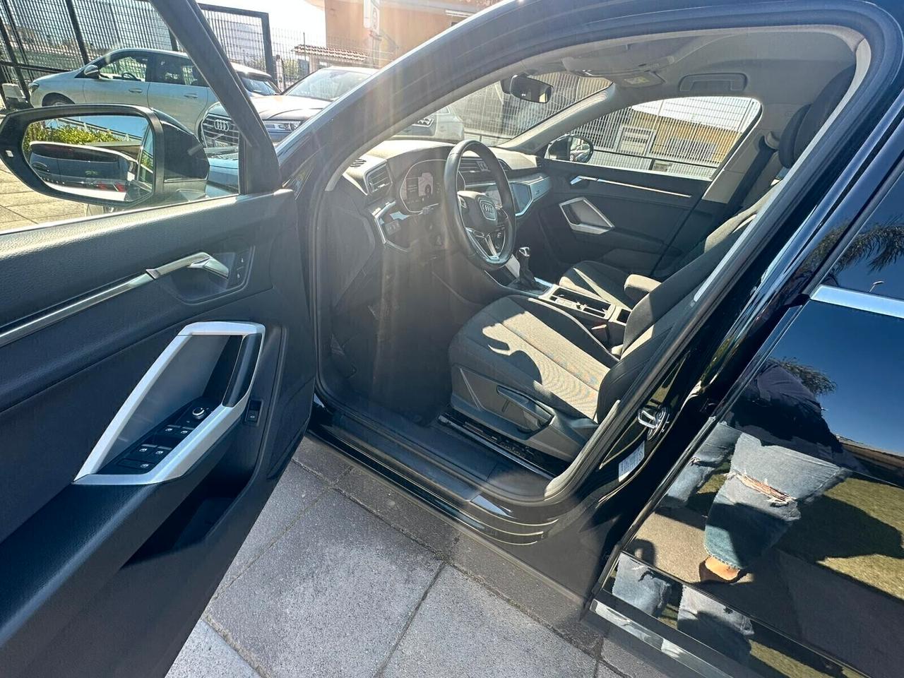 Audi Q3 SPB 35 2.0TDI 150CV SPORT 2022 VEICOLO ORIGINALE