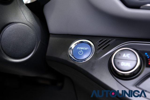 TOYOTA Yaris 1.5 HYBRID 5 PORTE STYLE NEOPATENTATI