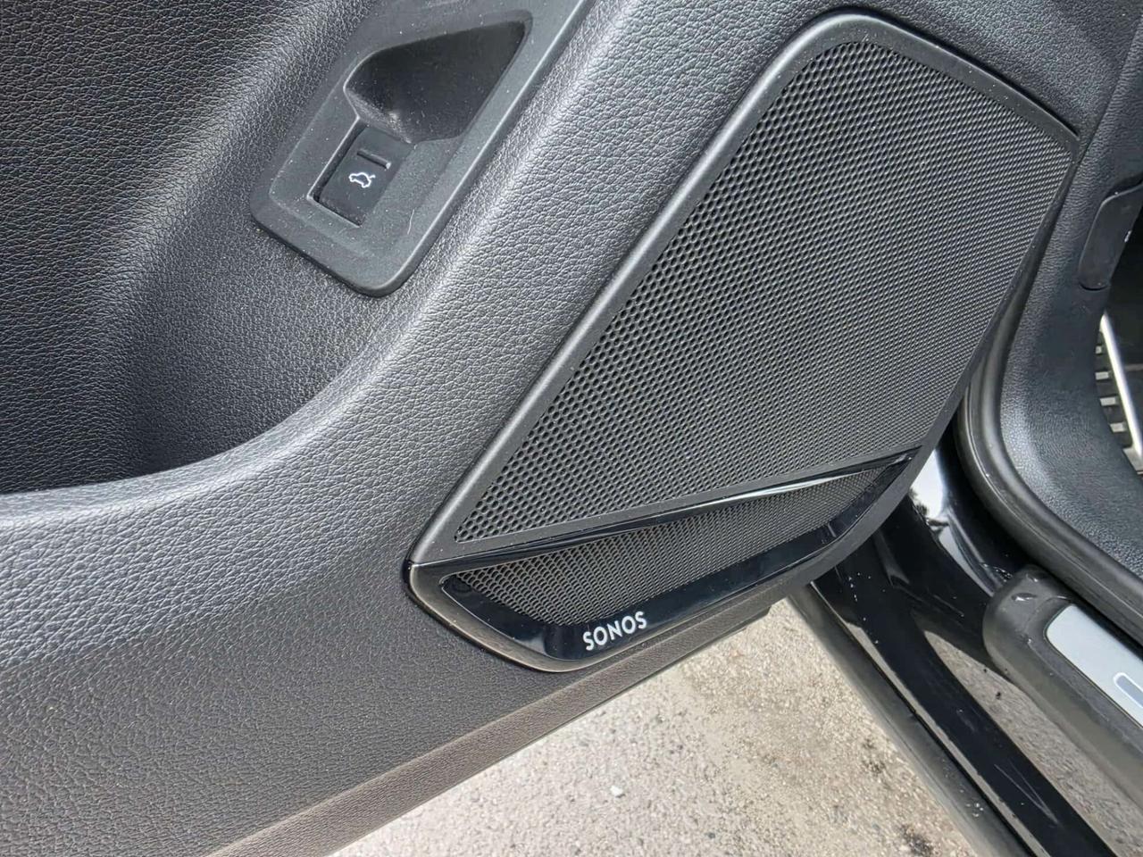 Audi RSQ3 SPORTBACK TOTAL BLACK FULL
