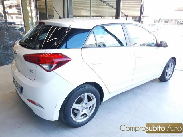 HYUNDAI i20 1.2 84 CV (Garanzia 12 Mesi)