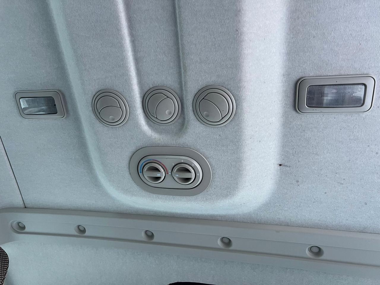 Peugeot Boxer 2.2 140cv 9 Posti