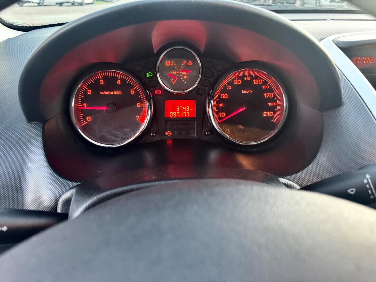 Peugeot 206 Plus 1.1 benzina 60CV 3 porte 90.000km 2009