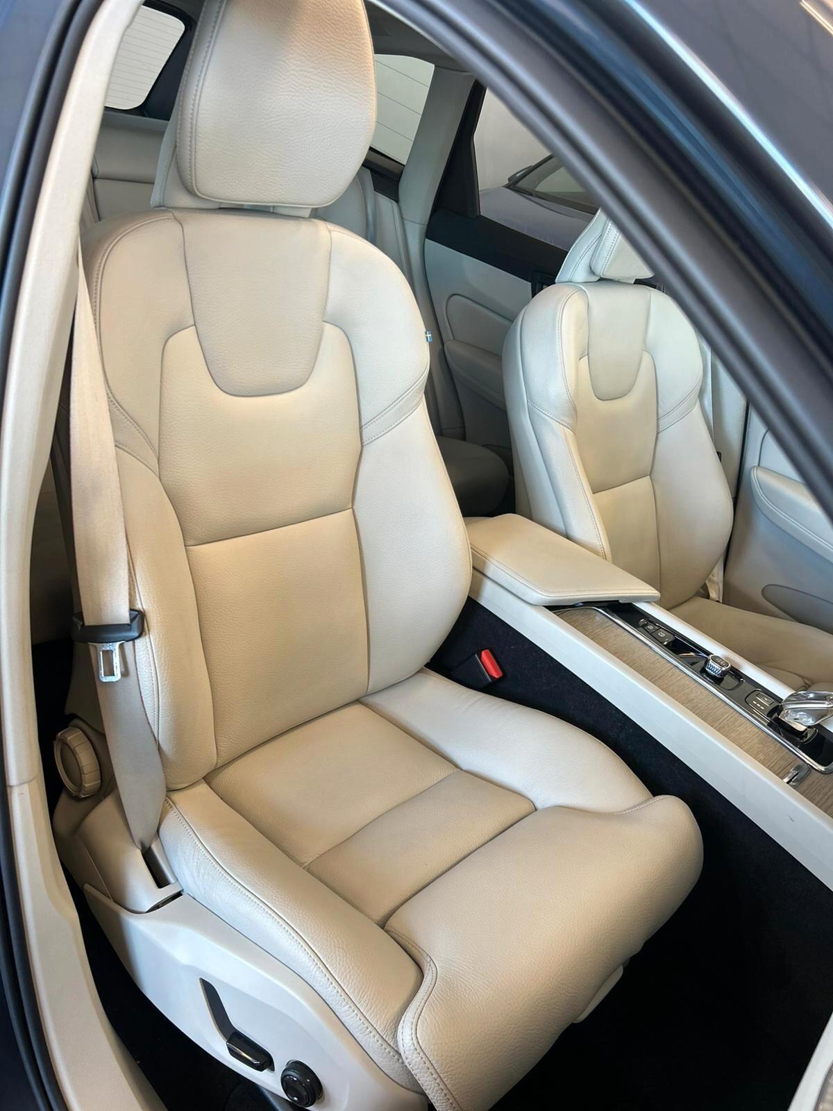 Volvo XC 60 XC60 T8 Recharge Plug-in Hybrid AWD Inscription