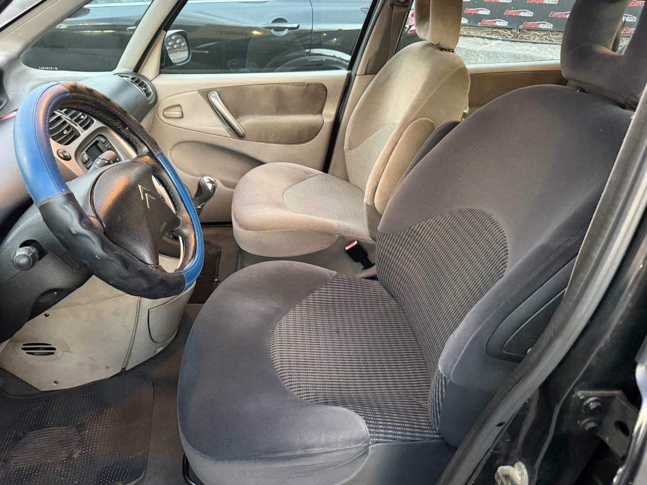 Citroen Xsara Picasso 1.6 HDi 90CV Elegance Combi