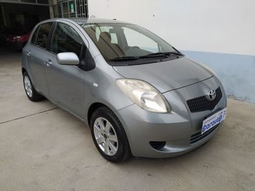 Toyota Yaris Yaris 5p 1.0 Sol