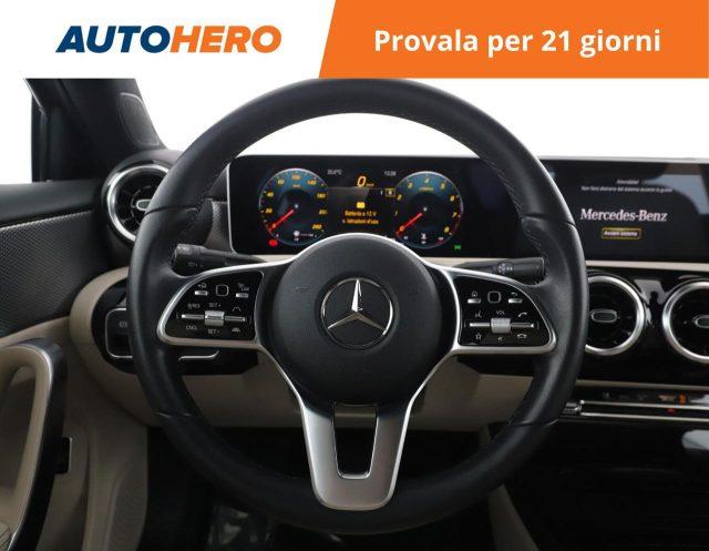 MERCEDES-BENZ A 200 Automatic Sport