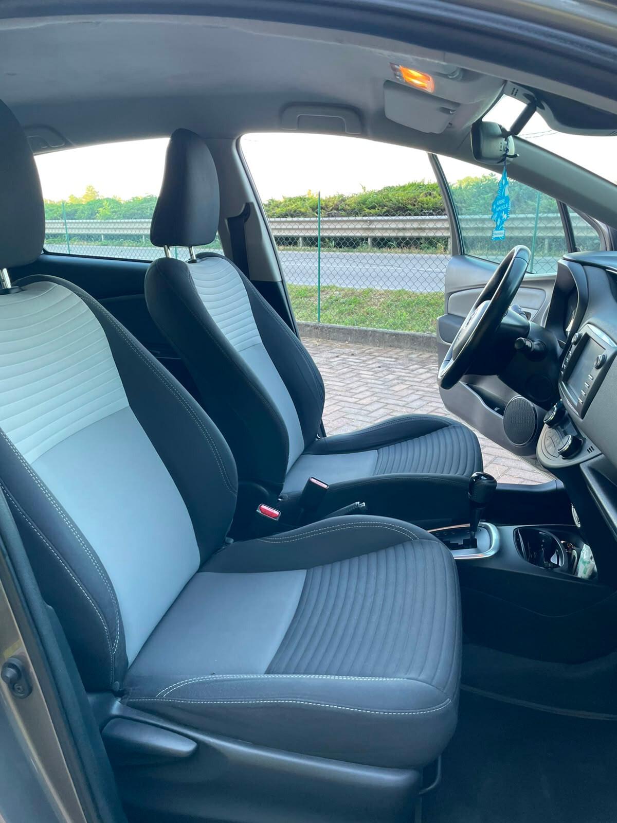 Toyota Yaris 1.5 Hybrid 5 porte Active
