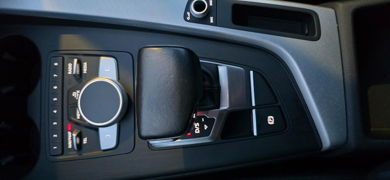 Audi A4 2.0 TDI 190 CV ultra Sport