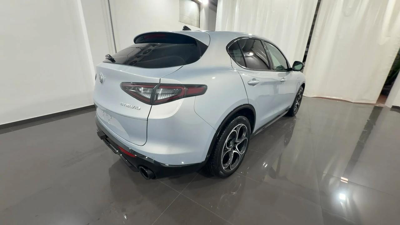 Alfa Romeo Stelvio 2.2 Turbodiesel 210 CV AT8 Q4 Veloce