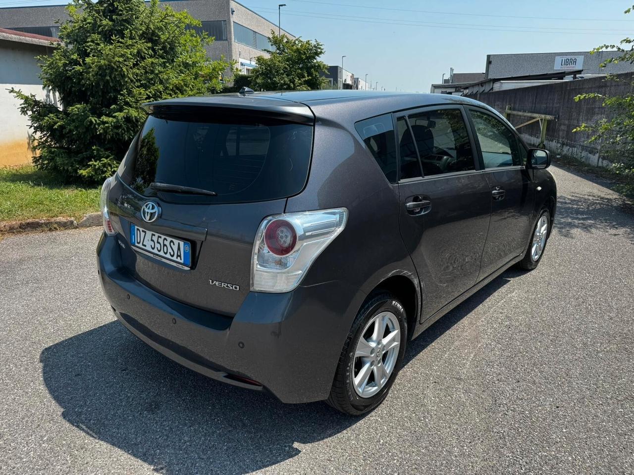 Toyota Verso 1.6 Sol Euro 4 - 2010 - 183.000 km