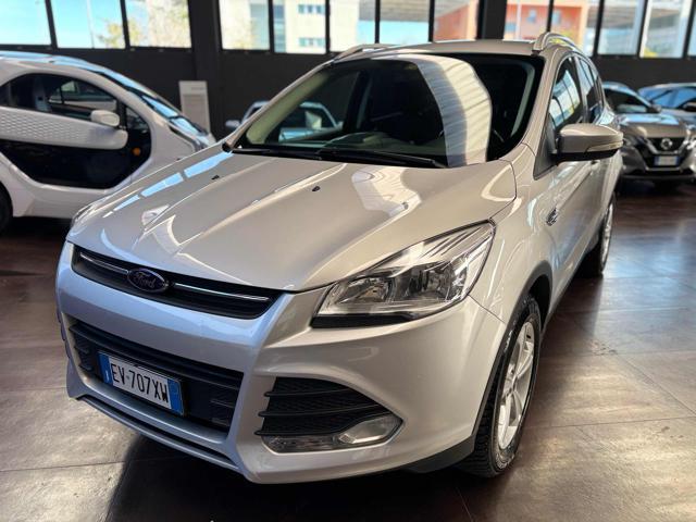 FORD Kuga 2.0 TDCI 140 CV 4WD Business