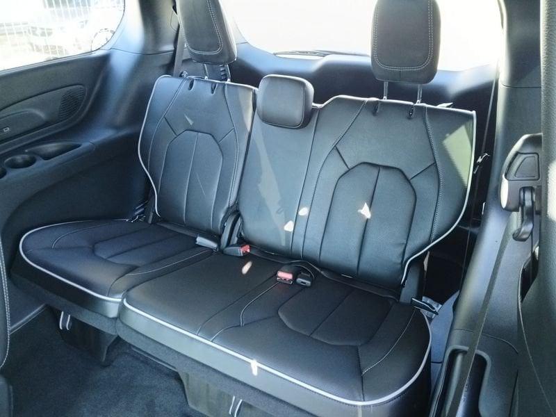 Chrysler Pacifica Pacifica 3.6 V6 Limited awd at9